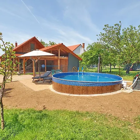 Prázdninový dům House Woody With Private Pool - Biro Tours Nr 88
