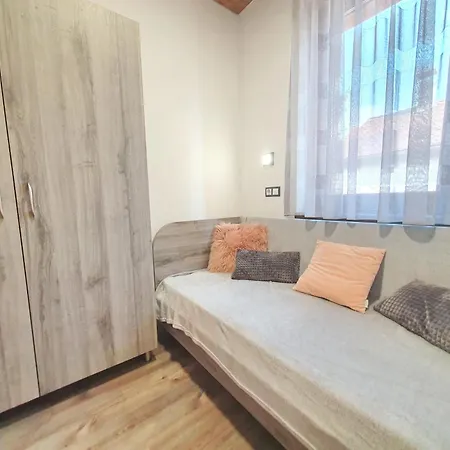 House Woody With Private Pool - Biro Tours Nr 88 *
